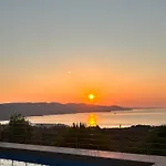 Villa Alta Benat